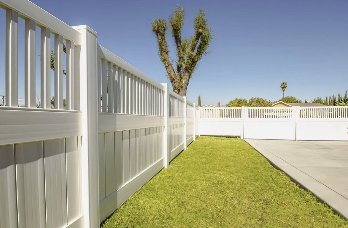 Professional fence installation in Montgomery, AL